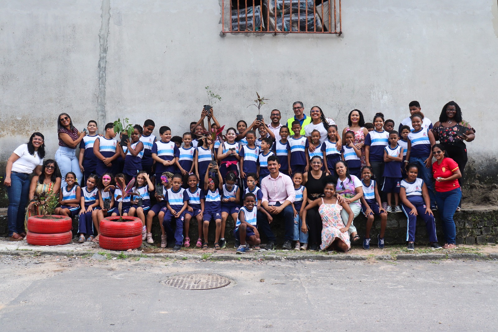 Candeias: SEMAN leva para escolas municipais a conscientização sobre o descarte de lixo
